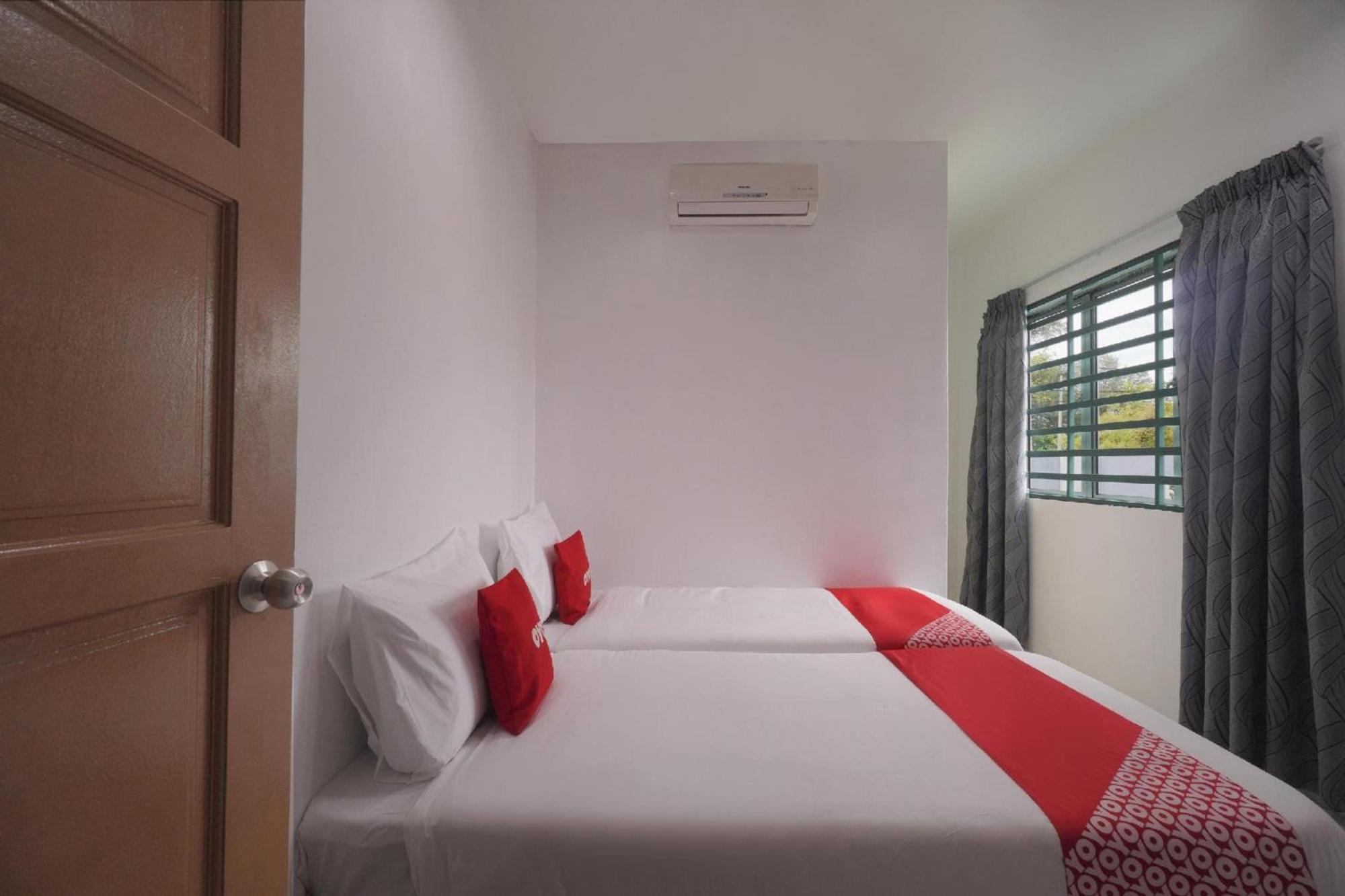 Motel Fasa2B Seri Manjung Exterior foto