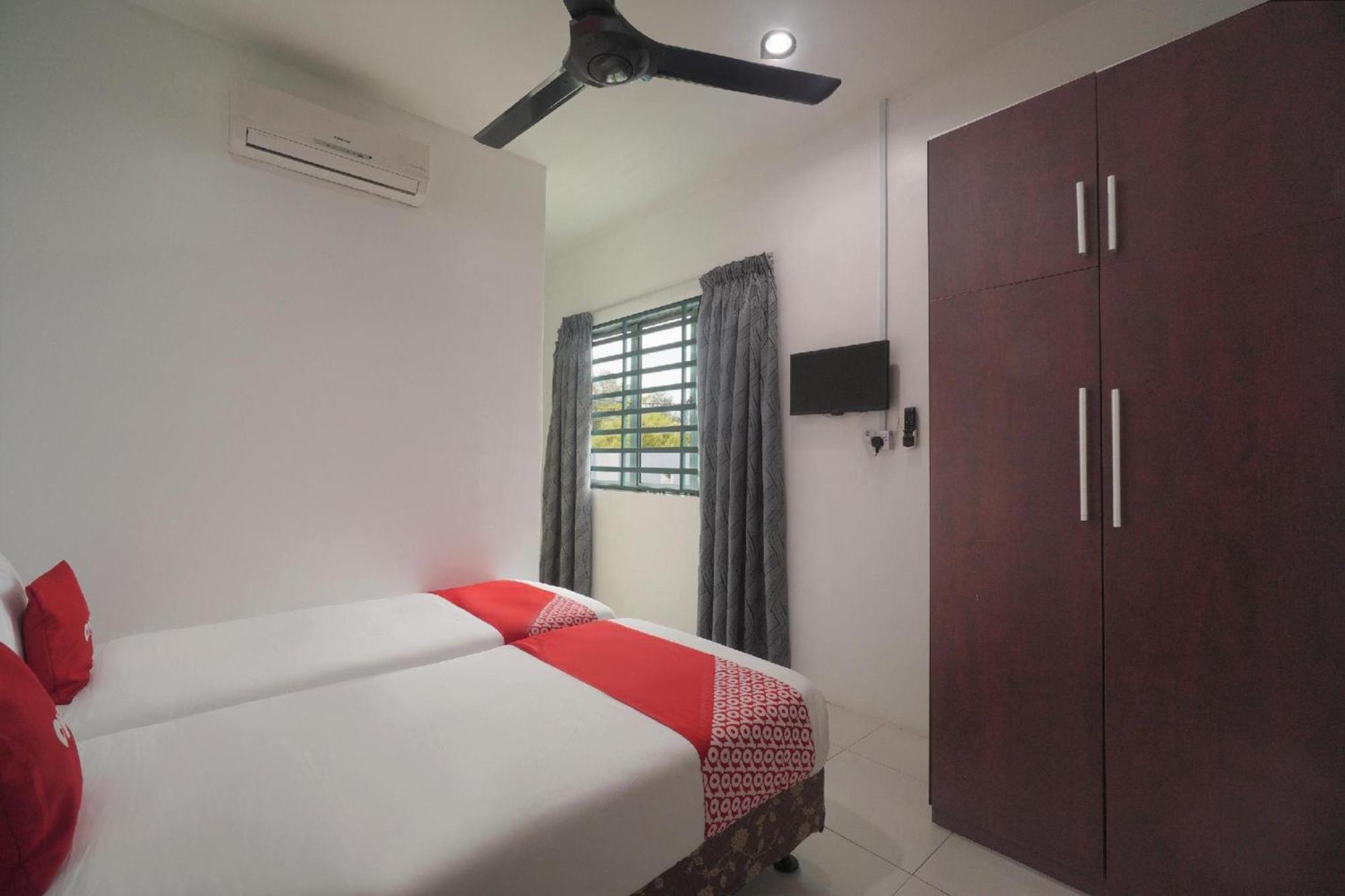 Motel Fasa2B Seri Manjung Exterior foto